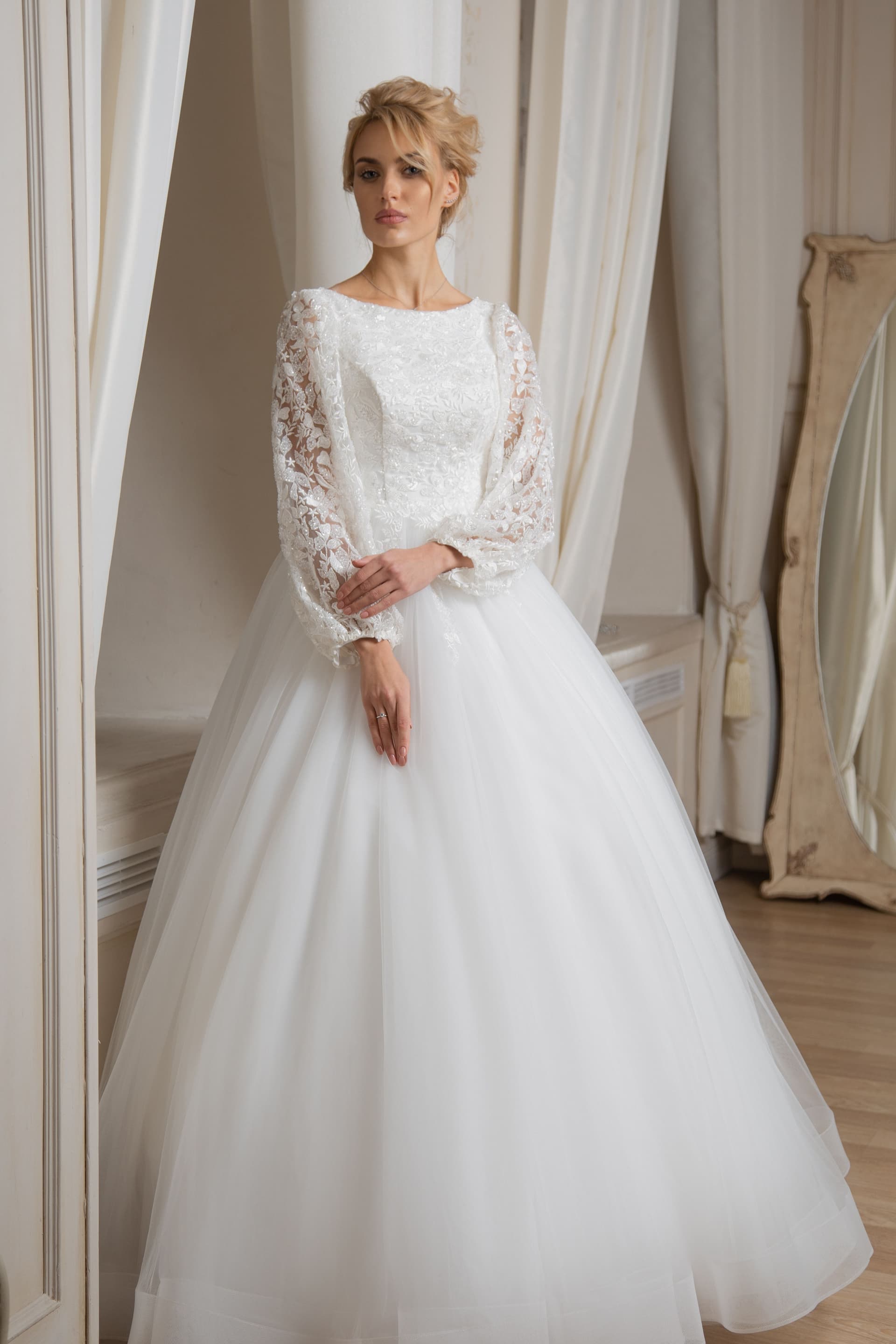 Свадебное платье Lavinia — Коллекция Pure Alure VEKA Wedding